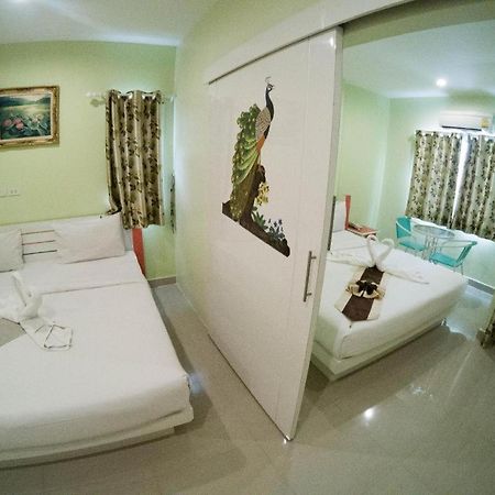 Holland Resort Phuket Buitenkant foto