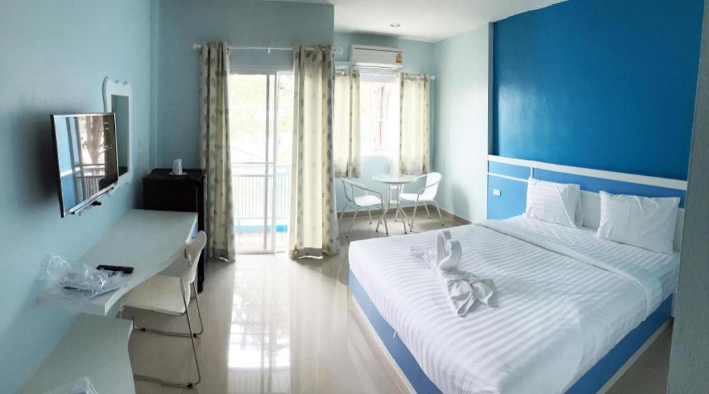 Holland Resort Phuket Buitenkant foto
