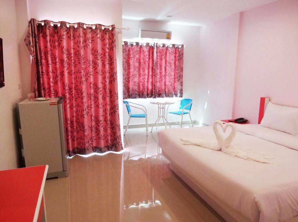 Holland Resort Phuket Buitenkant foto